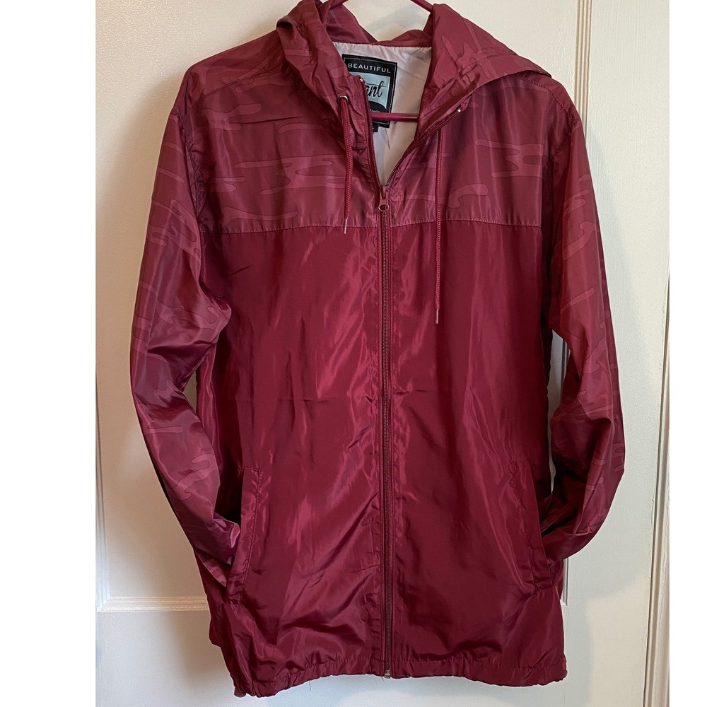 Beautiful Giant Burgundy Camo Windbreaker Hooded Full Zip Jacket Medium